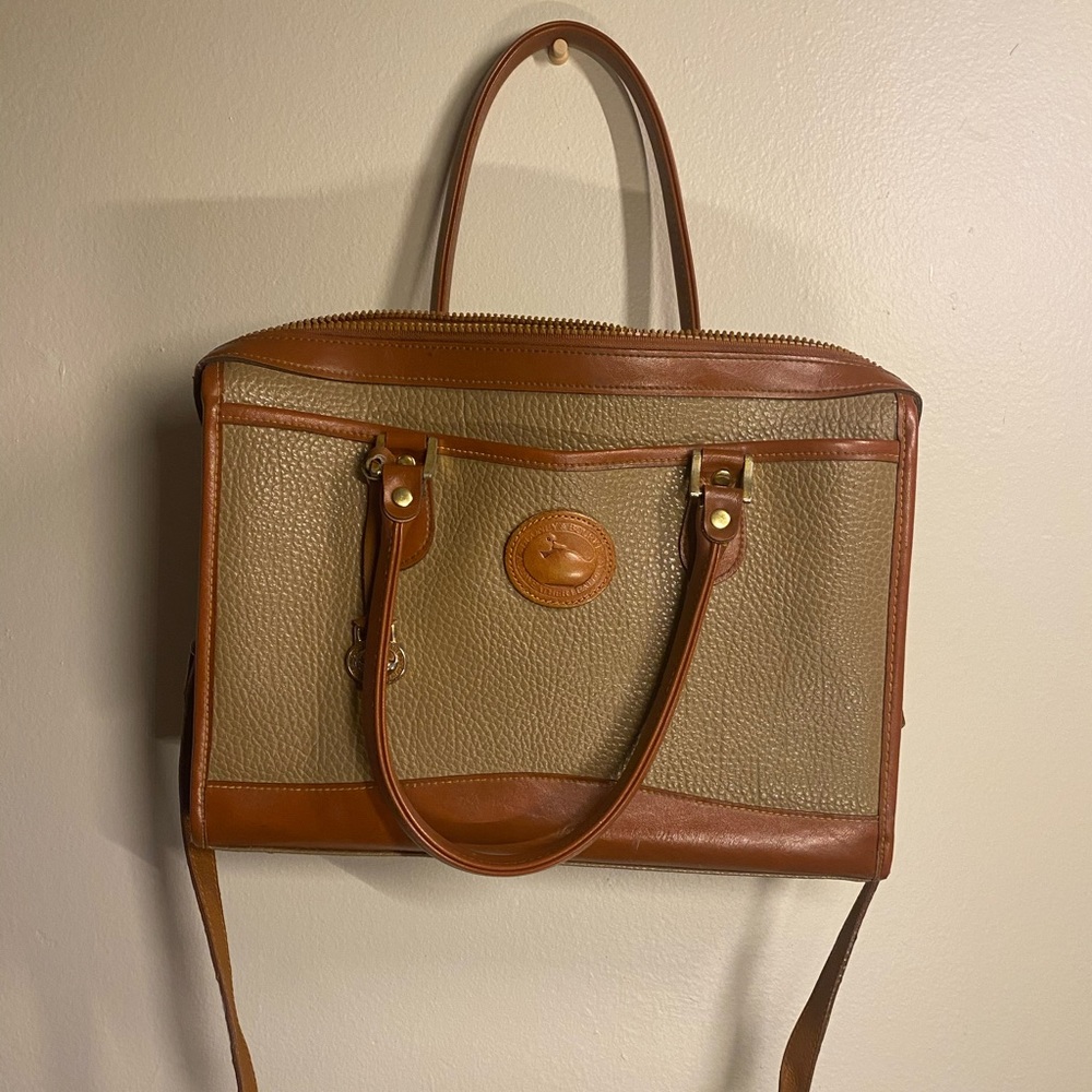 VINTAGE Dooney & Bourke Handbag